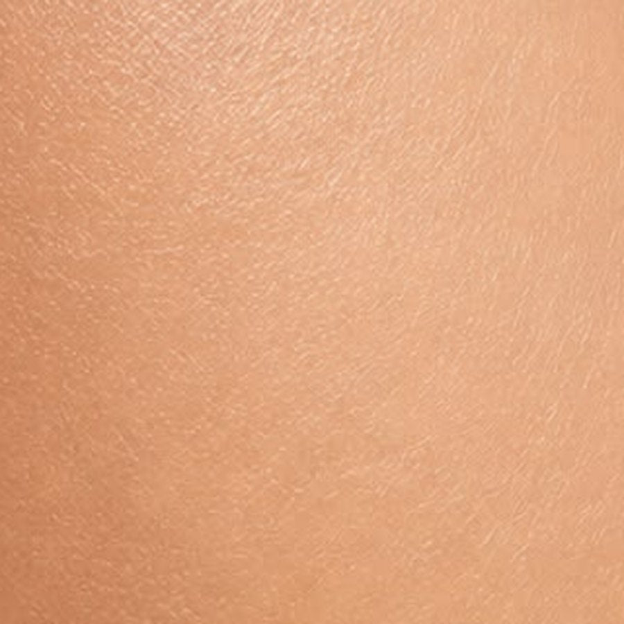 Beige 02 finish swatch for Fitzpatrick skin type 3